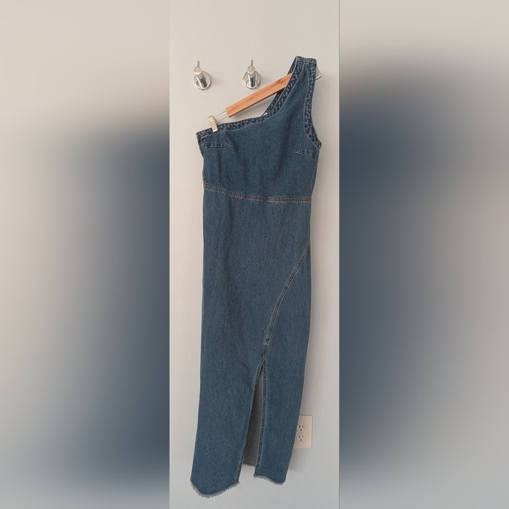 Forever 21 M Women's One-Shoulder Denim Dress
